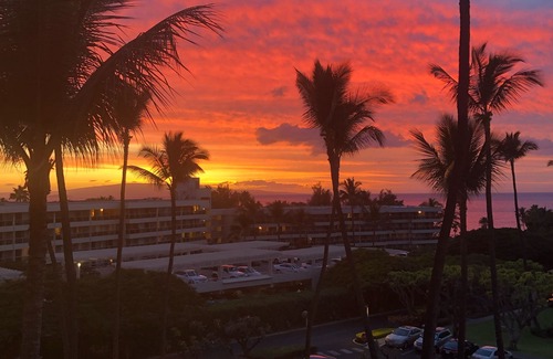 Kihei Condo | ESCAPE YHE COLD! SEE WHALES! OCEAN VIEWS ✅LOCATION ✅ AC IN LIVING & BEDROOM ✅