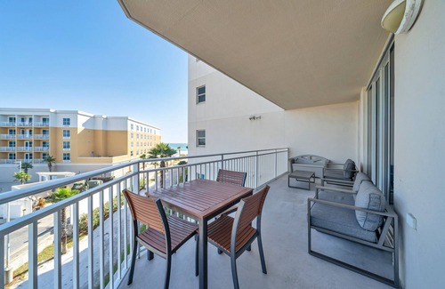 Fort Walton Beach Condo | EscapetoWaterscape-Family Friendly 2/2.5 condo