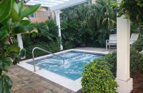 Fort Walton Beach Condo | EscapetoWaterscape-Family Friendly 2/2.5 condo