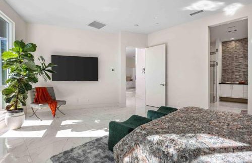 Palm Springs Villa | Escena Golf Course Haven - Modern 3bed/3bath Home