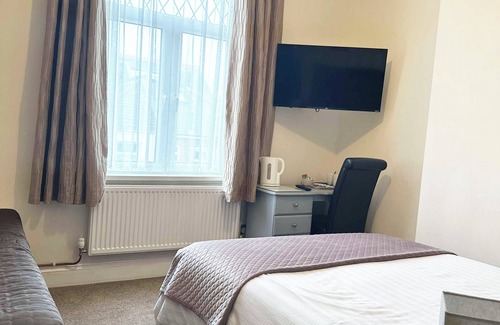Southsea Hotel | Esk Vale Guest House