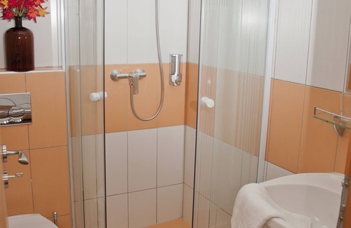 Nepszinhaz negyed Hotel | Esprit Hotel Budapest