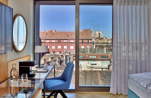 Csarnok negyed Hotel | EST Grand Hotel Savoy