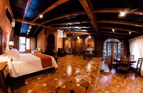 Autlan de Navarro Hotel | Estancia Villa Real