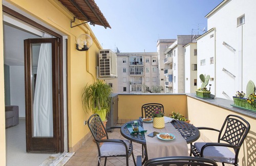 Sorrento City Centre Apartment | Estate4home - Casa Cristina Green