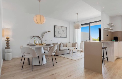 La Gaspara Apartment | Estepona Beach Getaway! 2BR Apartment w/Sea View