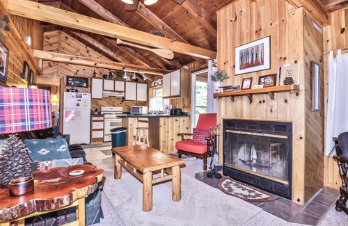 St Germain Cottage | Estrold's Resort- Birch Cabin