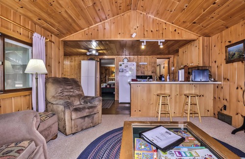 St Germain Cottage | Estrold's Resort- Driftwood Cabin