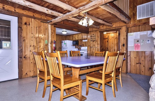 St Germain Cottage | Estrold's Resort- Popple Cabin