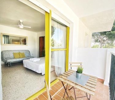 Valdelagrana Apartment | ESTUDIO BLEGAMAR TERRAZA - Playa, WiFi y Aparcamiento