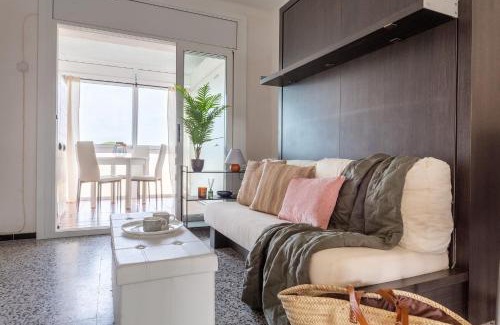 L'Escala Apartment | Estudio Piña Colada
