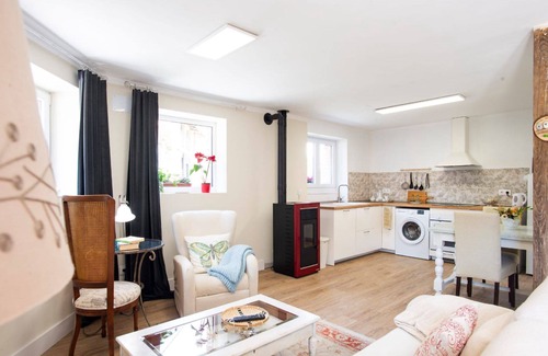San Juan de Parres House | Ethel's House in northern Spain