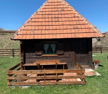 Kremna House | Etno brvnara TAMARA
