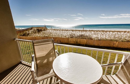 Fort Walton Beach Condo | ETW 1001: Renovated 1st Floor Convenience with a Perfect Gulf View! 2BR/2B