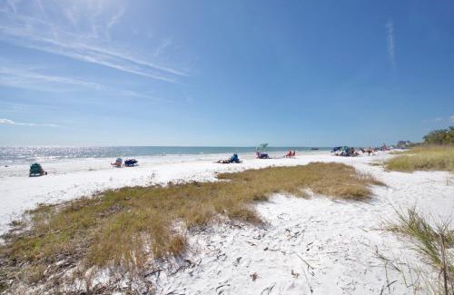 Fort Myers Beach House | Eucalyptus A by Sun Palace Vacations