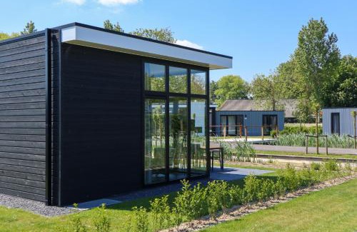 Nieuwvliet Ski Chalet | EuroParcs Bad Meersee