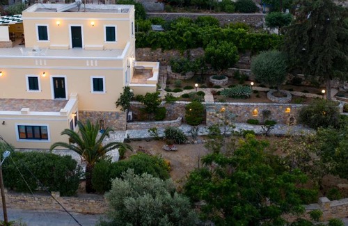 Leros House | Eutopia, Seaside Heaven