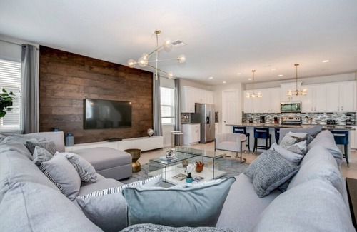 Indian Ridge Villa | EV 1560 - 9 Bed 6 Bath Villa with Screened-In Pool, Kids Custom Bedroom, Games