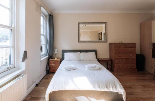City of Westminster Apartment | Evelyn Court