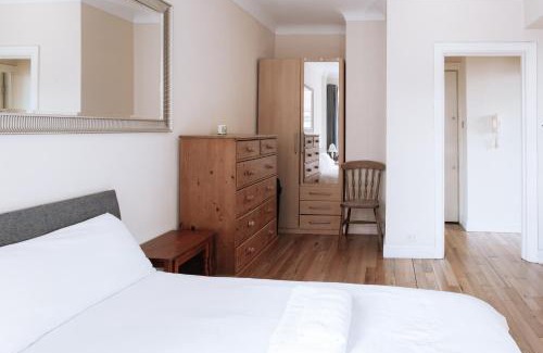 City of Westminster Apartment | Evelyn Court
