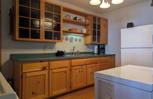 La Pointe House | Evelyn`s Place - Charming Cottage with Spectacular Lake Superior Views!