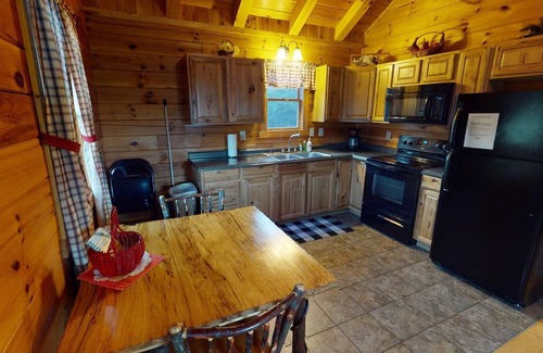 Logan Cabin | Evening Star Cabins, Secluded and peaceful in charming Hocking Hills