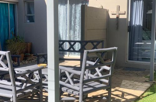 Fichardt Park House | Evening Star Guest Units