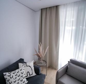 Ishem Apartment | Evergreen Apartment San Pietro