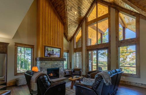 Elk Park House | Evergreen at Eagles Nest