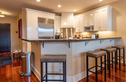Ketchum House | Evergreen Condo 26