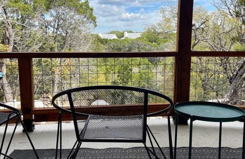 Wimberley House | Evergreen Modern Cabin