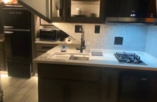 Indianapolis Apartment | Evergreen Studio -1bedroom 1 bath
