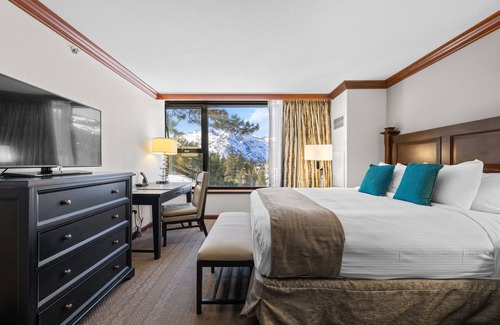 Olympic Valley Resort | Everline Resort & Spa, Deluxe Valley View King studio