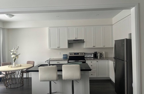 Whitby House | Eve’s Luxury Get Away