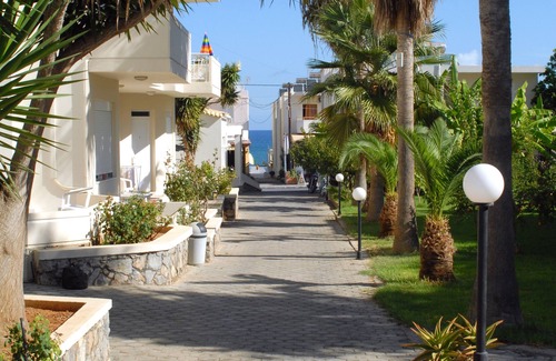 Kato Stalos Apartment | Evilion Hotel