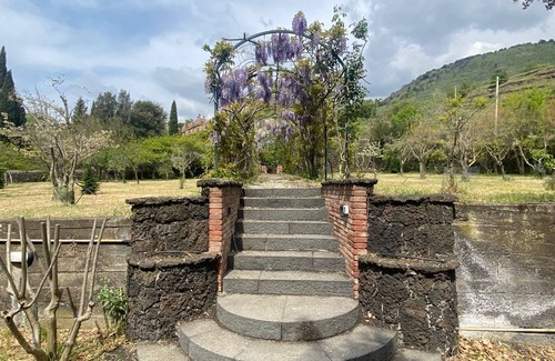 Trecastagni Villa | Evocative villa 10 minutes from volcano Etna