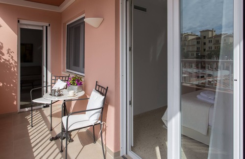 Aduanas Apartment | Excel Central and 5 'from the sea.