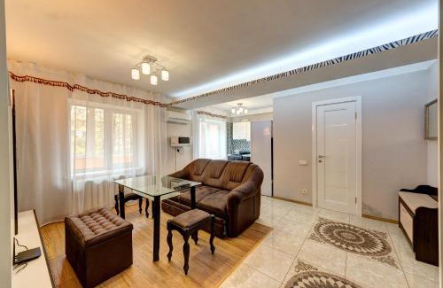 Pechers'kyi District Apartment | Excellent apartment Druzhby Narodov boulevard 3a. Lybedskaya metro station