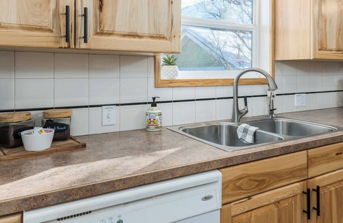 Lava Hot Springs House | Excellent Home, In Town, Come & Play in Lava!
