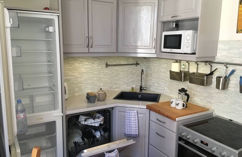 Beziers City Centre Apartment | Excellent location ideal for long term rentals - no car needed.