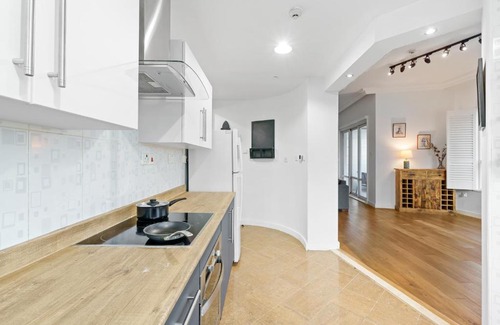 Jumeirah Lake Towers Apartment | Exceptional 2BR in JLT