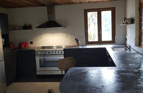Hauteluce Ski Chalet | Exceptional authentic chalet with spa and sauna (a nugget away from it all, yet close to it all)