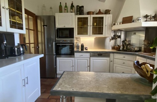Trets Other | Exceptional - Property with full view of Mont Ste Victoire