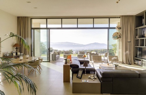 La Cadiere-d'Azur Villa | Exceptional villa with sea and countryside view