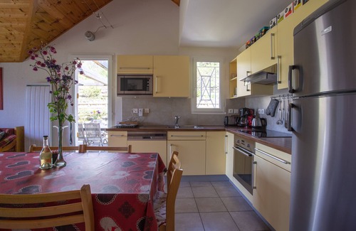 Embrun Apartment | Exceptional view of lake, lake and mountains