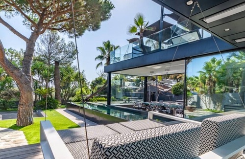Sete Villa | Exceptional villa- Luxury, exoticism and contemporary design✨ ✨