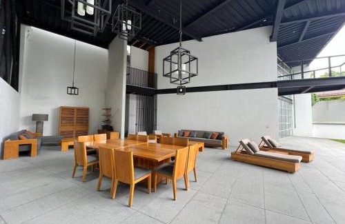 Cuernavaca House | Exclusiva Casa Minimalista Vapor, Alberca & Asador