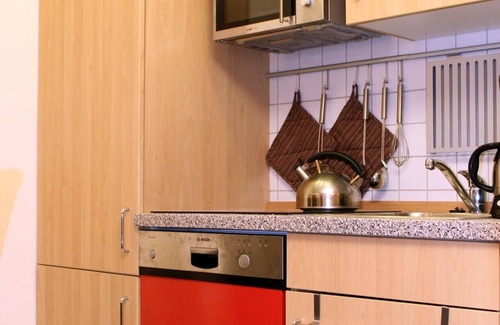 Gross Zicker Apartment | Exclusive apartment with sea views, south-facing terrace, garden u. parking spot