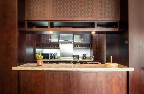 Downtown Dubai Apartment | Exclusive Apt w/Burj Khalifa Next Door