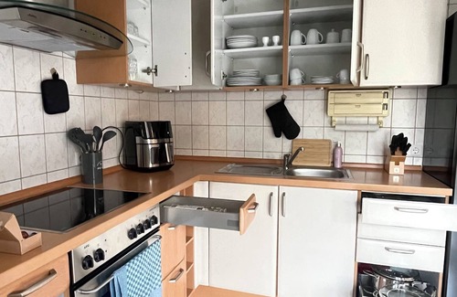 Kaiserslautern Apartment | Exclusive city apartment with balcony and a 4-minute walk to the city center